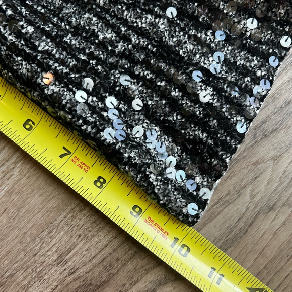 Iisli sequined 2 button cardigan 3/4 sleeve nwot extra button attached size 10 - Picture 8 of 16